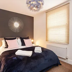 Apartment 5 Blue Bridge Court United Kingdom